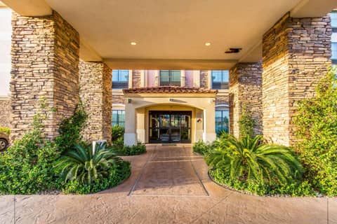 Comfort Inn & Suites Henderson - Las Vegas — photo 9