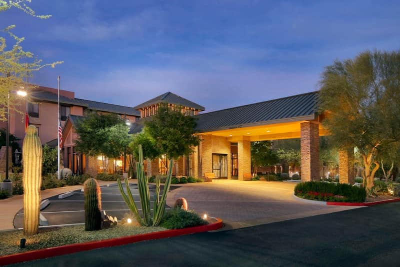 Hilton Garden Inn Scottsdale North/Perimeter Center — building