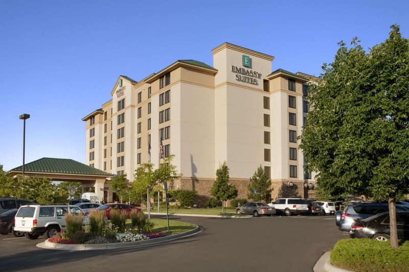 Embassy Suites by Hilton Denver International Airport — building
