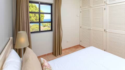 Alfagar Village — hotel room