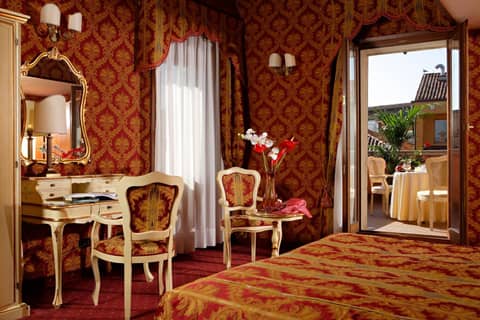 Hotel Gorizia a La Valigia — hotel room