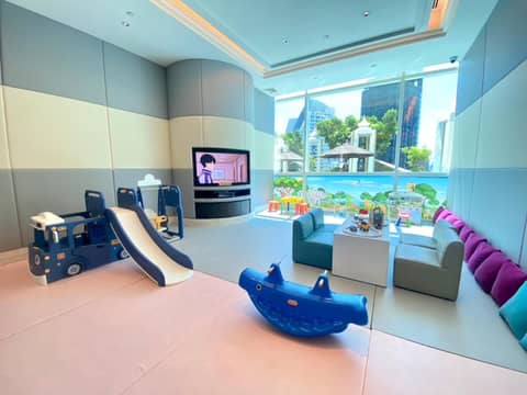 Grande Centre Point Hotel Terminal21 — activities & amenities