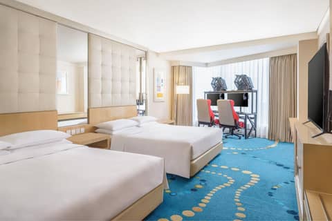 Renaissance Shanghai Yu Garden Hotel — photo 2