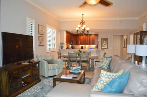 Naples Bay Resort and Marina — photo 7