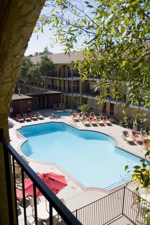 Mardi Gras Hotel & Casino — swimming pool