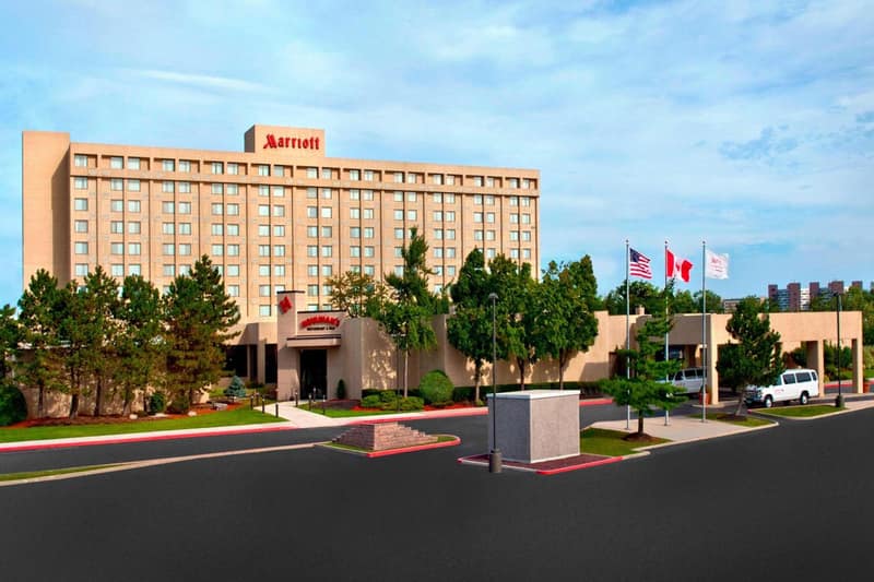 Buffalo Marriott Niagara — building