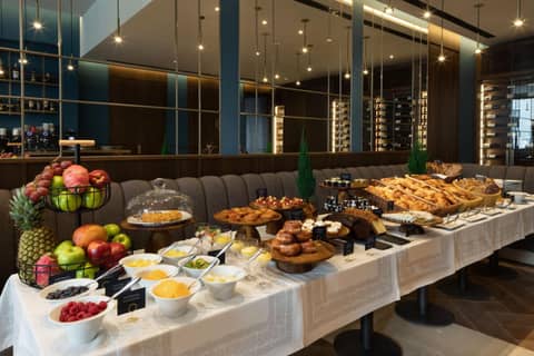 JW Marriott Hotel Madrid — photo 6