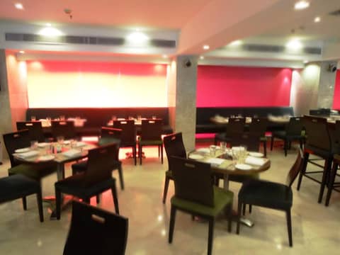 Royal Orchid Central Bangalore, MG Road — photo 7
