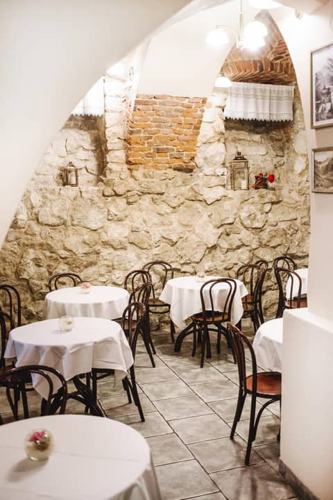 Hotel Eden — dining
