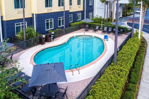 Fairfield Inn and Suites by Marriott Naples — photo 7