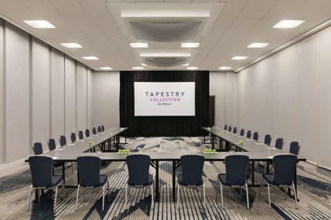 Hotel Alba Tampa, Tapestry Collection By Hilton — photo 9