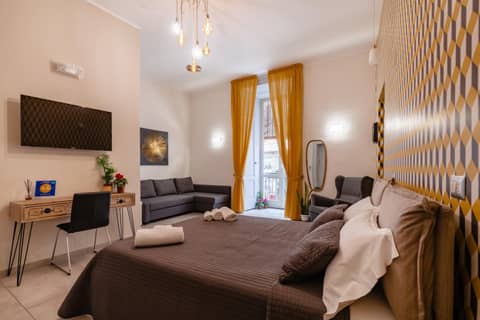Monteoliveto 33 — hotel room