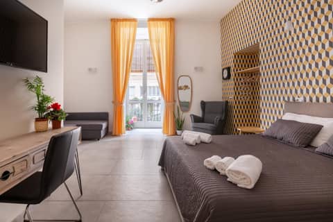 Monteoliveto 33 — hotel room