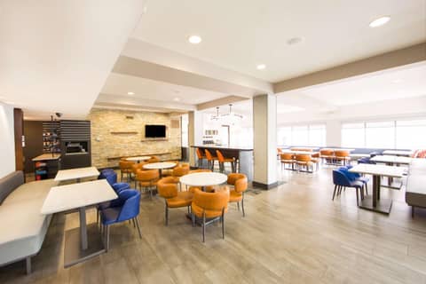 Hampton Inn & Suites Seattle-Downtown — photo 5