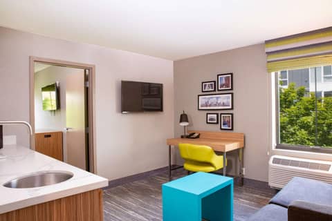Hampton Inn & Suites Seattle-Downtown — photo 7