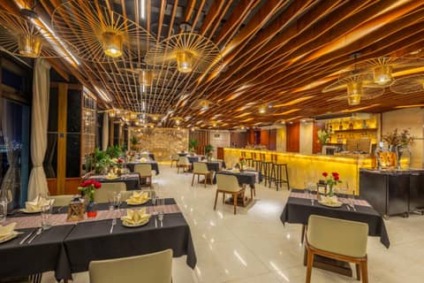 Mandila Beach Hotel Danang — photo 9