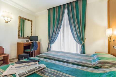 Raeli Hotel Siracusa — hotel room
