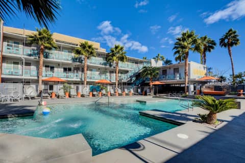 Oasis at Gold Spike — recepcion & lobby