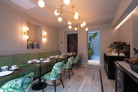 Boutique Hotel Cordial Malteses — dining