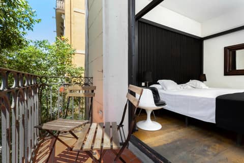 Hotel Market — balance & terrace