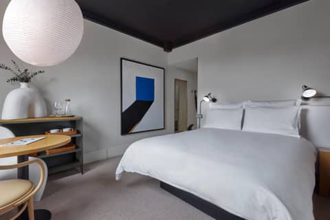 One Hundred Shoreditch — hotel room