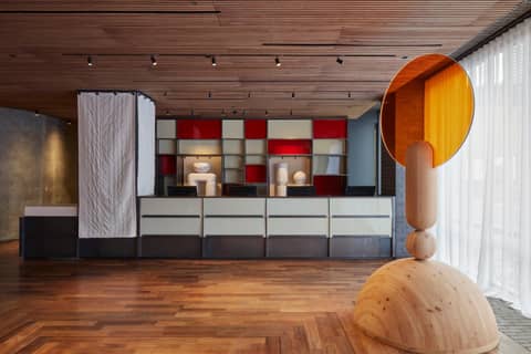 One Hundred Shoreditch — hotel reception