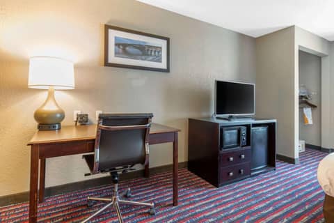 Comfort Suites Fairview Heights Saint Louis — photo 8