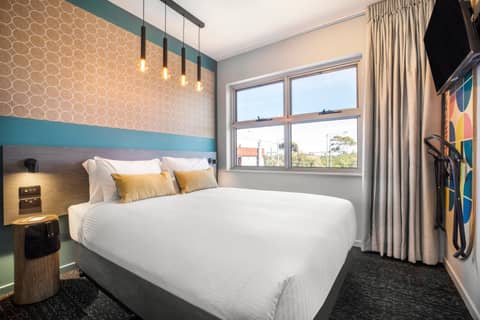 Royal Hotel by Nightcap Social — hotel room