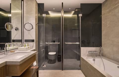 Hilton Manila Newport World Resorts — photo 4