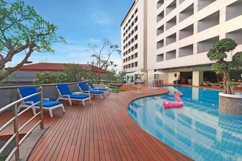 Hotel Bidakara Jakarta — recepcion & lobby