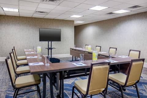 DoubleTree by Hilton Hotel Nashville Downtown — photo 8