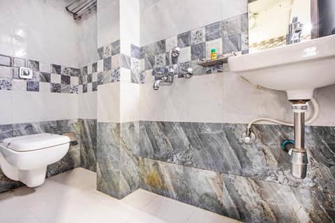 Hotel Liberty Plaza — bathroom