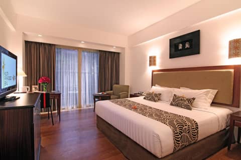 Super Deluxe Room with Free Airport Transfer — the supplier's photographs — photo 1