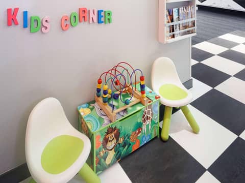 ibis Styles Amsterdam Central Station — activities & amenities