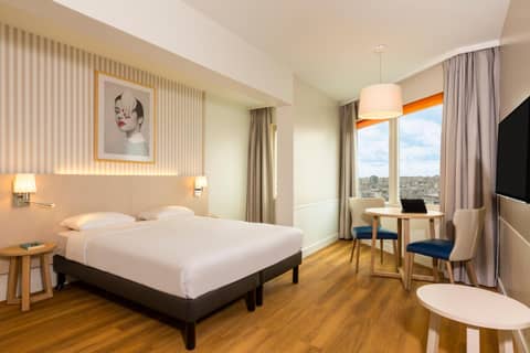 Aparthotel Adagio Paris Centre Tour Eiffel — hotel room