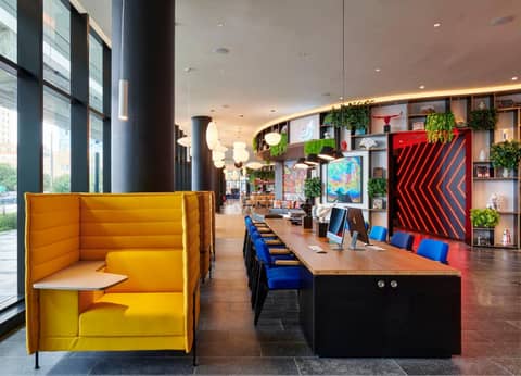 citizenM Miami Worldcenter — photo 2