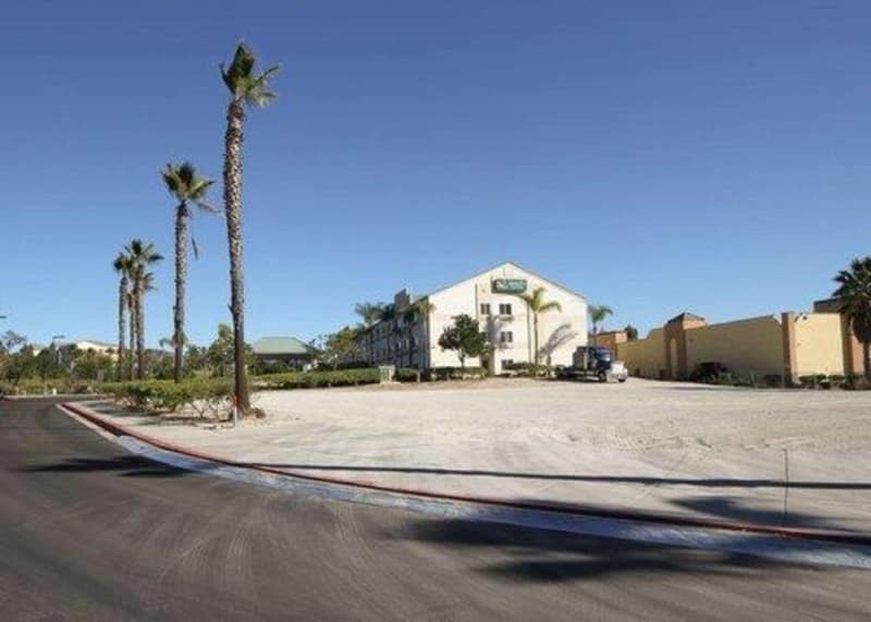 Quality Suites San Diego Otay Mesa — building
