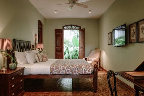 Maniumpathy Hotel — photo 5