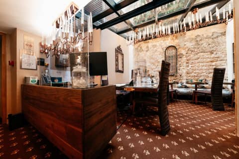 Le Temple De Jeanne — recepcion & lobby