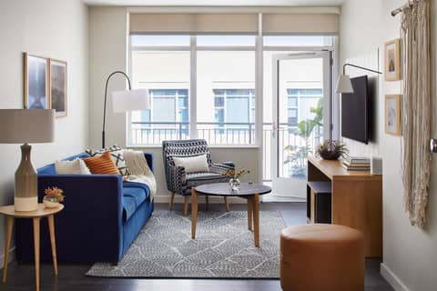 Sentral Union Station — hotel room