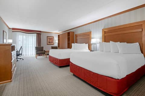 Best Western PLUS Port O'Call Hotel — photo 4