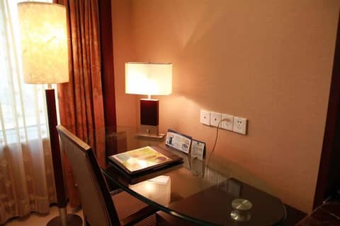 Howard Johnson Wyndham Leonora plzaz Shanghai — photo 8