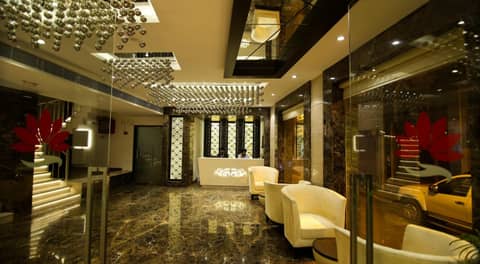Hotel The Prime Balaji Deluxe City Centre With Free Airport Pickup — recepcion & lobby