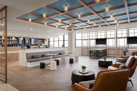 Delta Hotels by Marriott™ Virginia Beach Waterfront Suites — photo 6