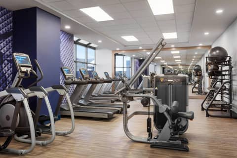 Delta Hotels by Marriott™ Virginia Beach Waterfront Suites — photo 7