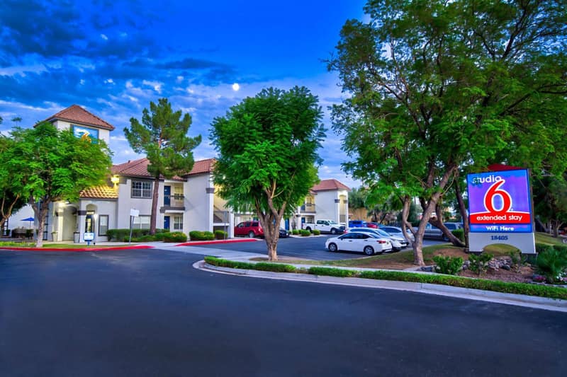 Studio 6-Phoenix, AZ - Deer Valley — building