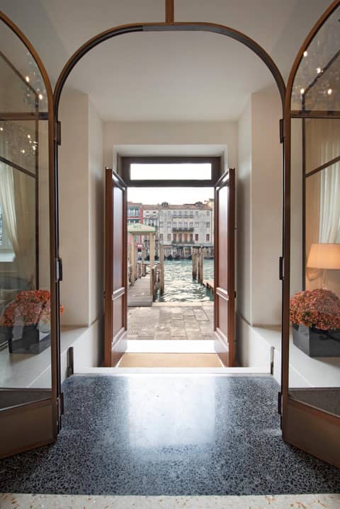 H10 Palazzo Canova — photo 8
