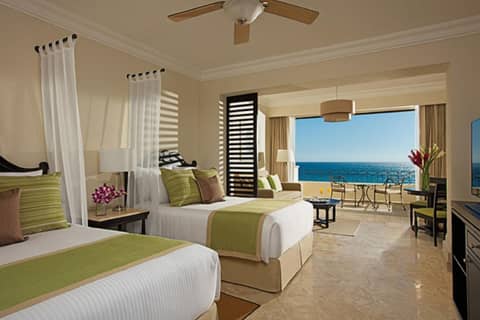 Dreams Los Cabos Suites Golf Resort & Spa — hotel room