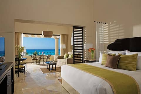 Dreams Los Cabos Suites Golf Resort & Spa — hotel room