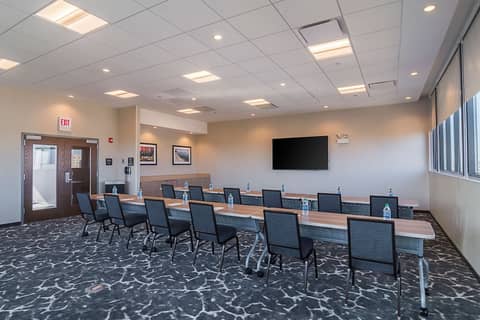 Hampton Inn Chicago North-Loyola Station — photo 5